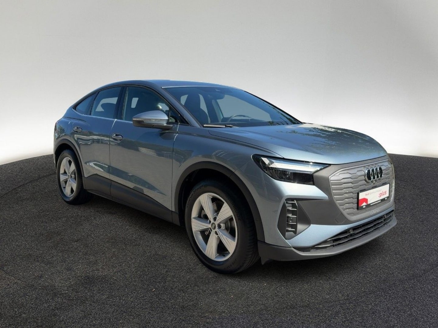 Bild über Audi Q4 Sportback e-tron 45 e-tron - für weitere Informationen kontaktieren Sie den Audi Partner