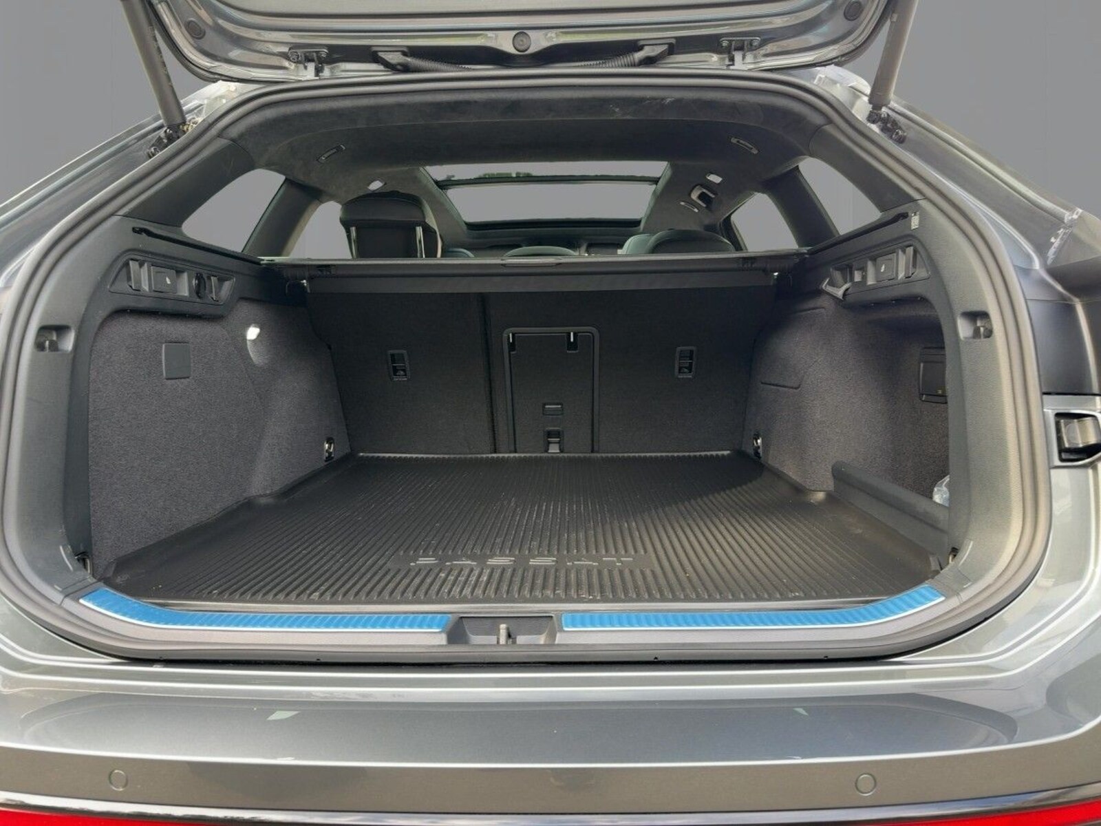 Volkswagen Passat – Bild 7