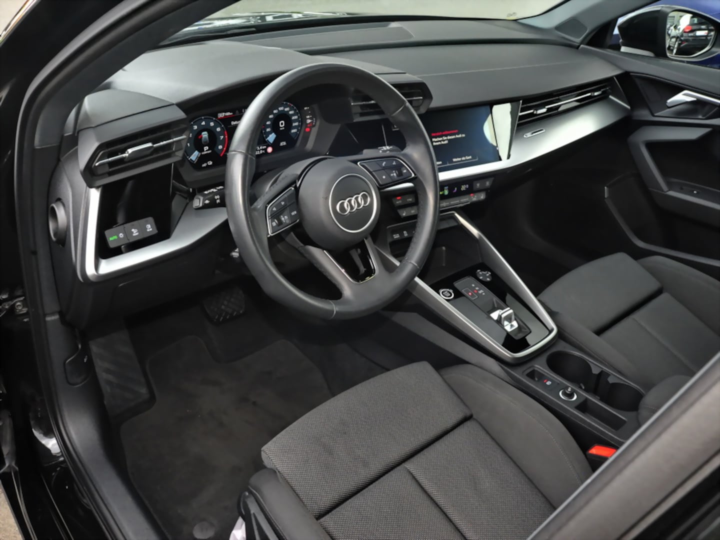 Bild über Audi A3 Sportback TFSI e 40 TFSI e S tronic - für weitere Informationen kontaktieren Sie den Audi Partner