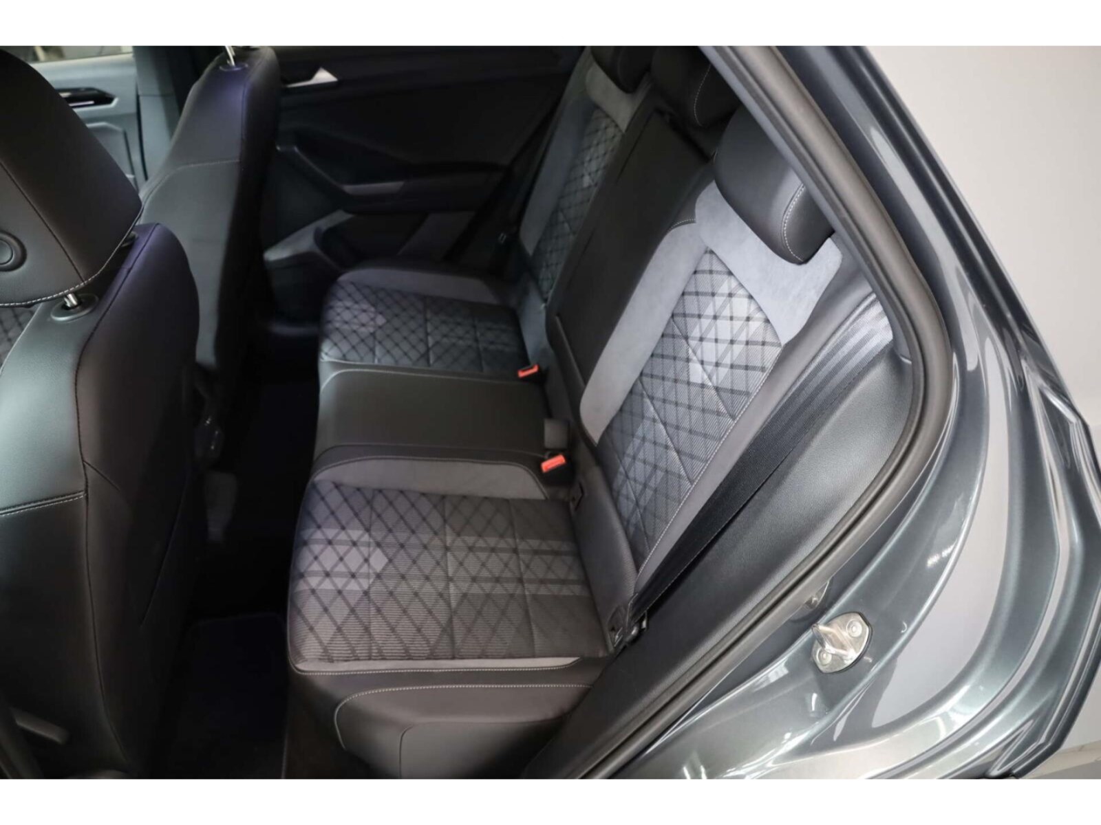 Volkswagen T-Roc – Bild 15