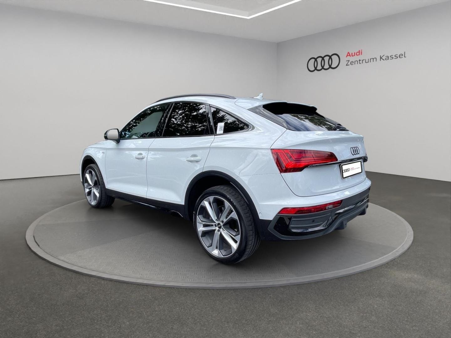 Bild über Audi Q5 Sportback 40 TDI quattro S tronic - für weitere Informationen kontaktieren Sie den Audi Partner
