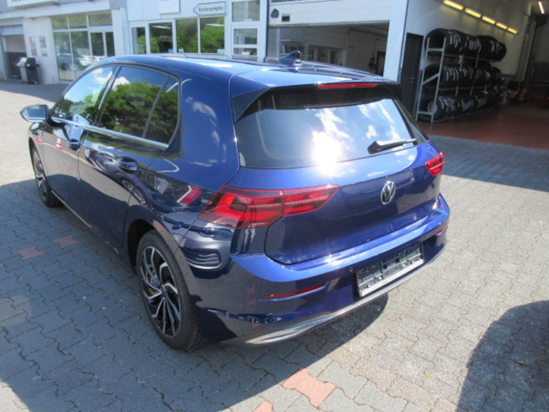 Volkswagen Golf Style