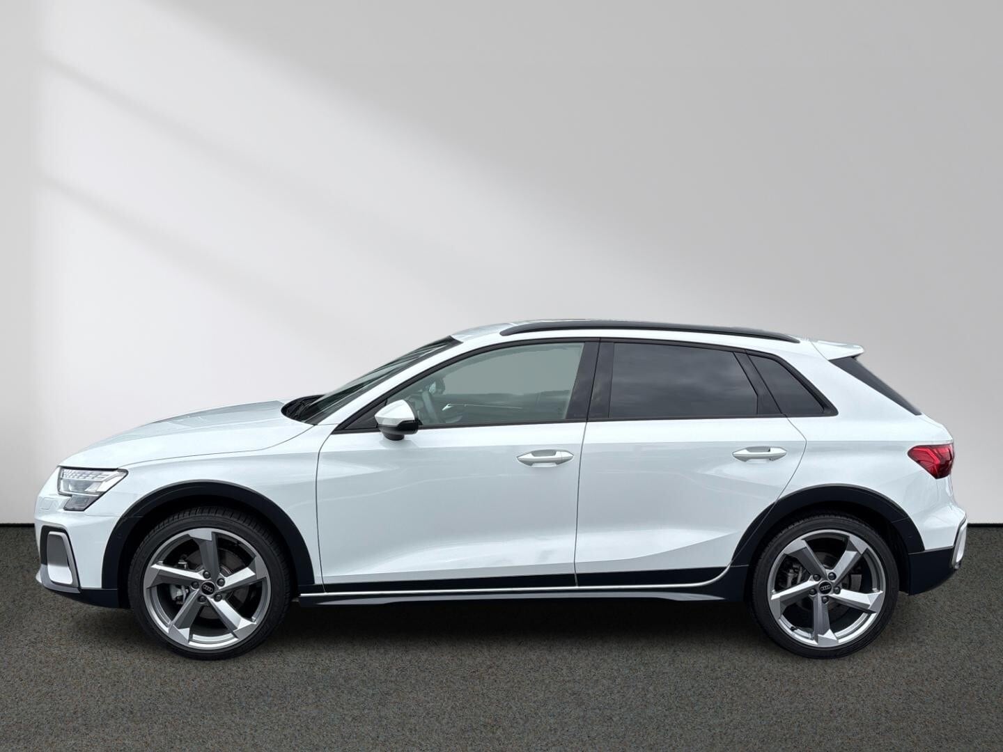 Bild über Audi A3 allstreet TFSI Schaltgetriebe - für weitere Informationen kontaktieren Sie den Audi Partner