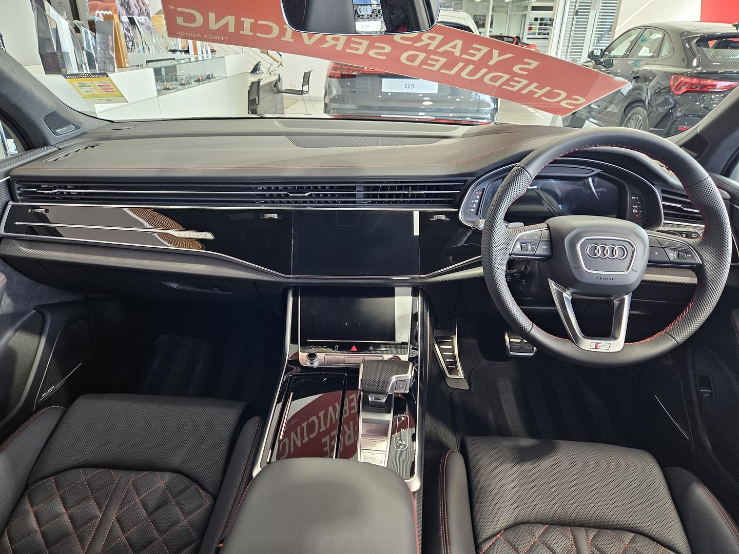 Image about Audi SQ7 SUV TFSI quattro tiptronic