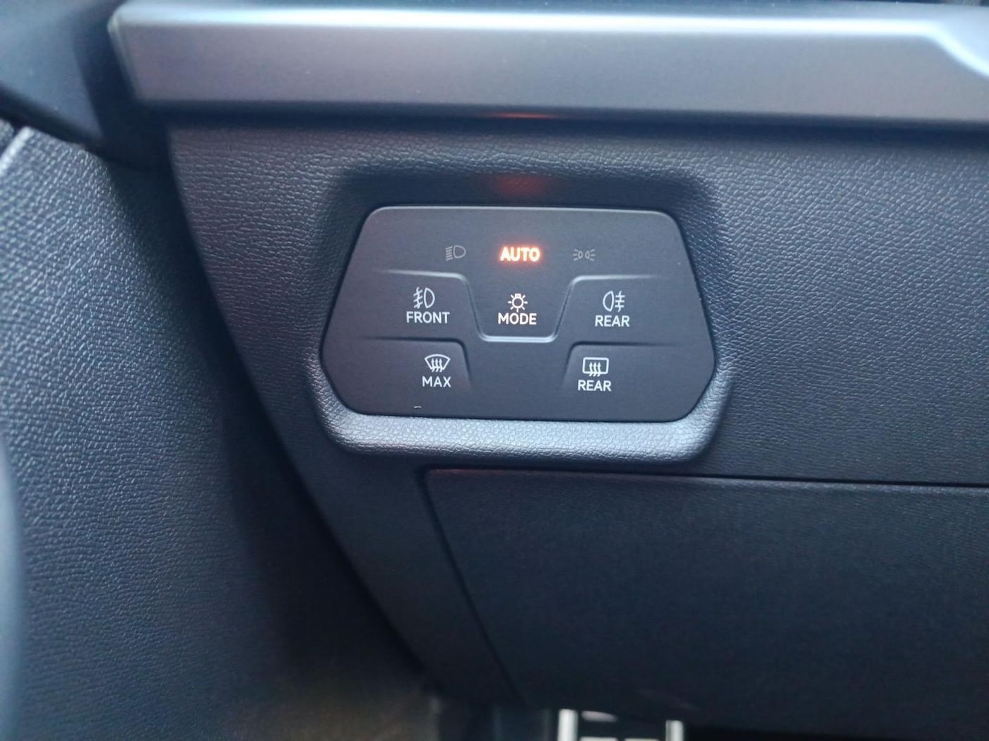 CUPRA Formentor 1.5 TSI e-Hybrid DSG 150 kW (204 CV) — photo 12