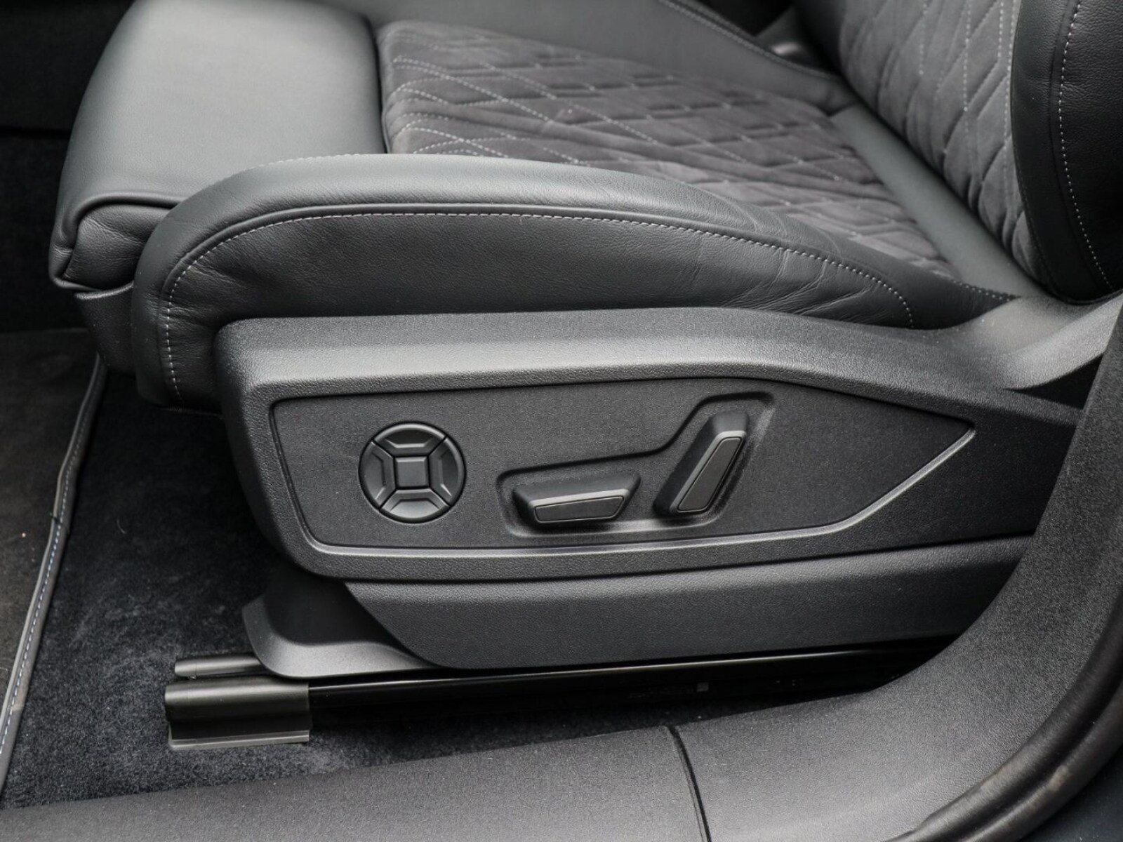 Audi Q5 – Bild 13