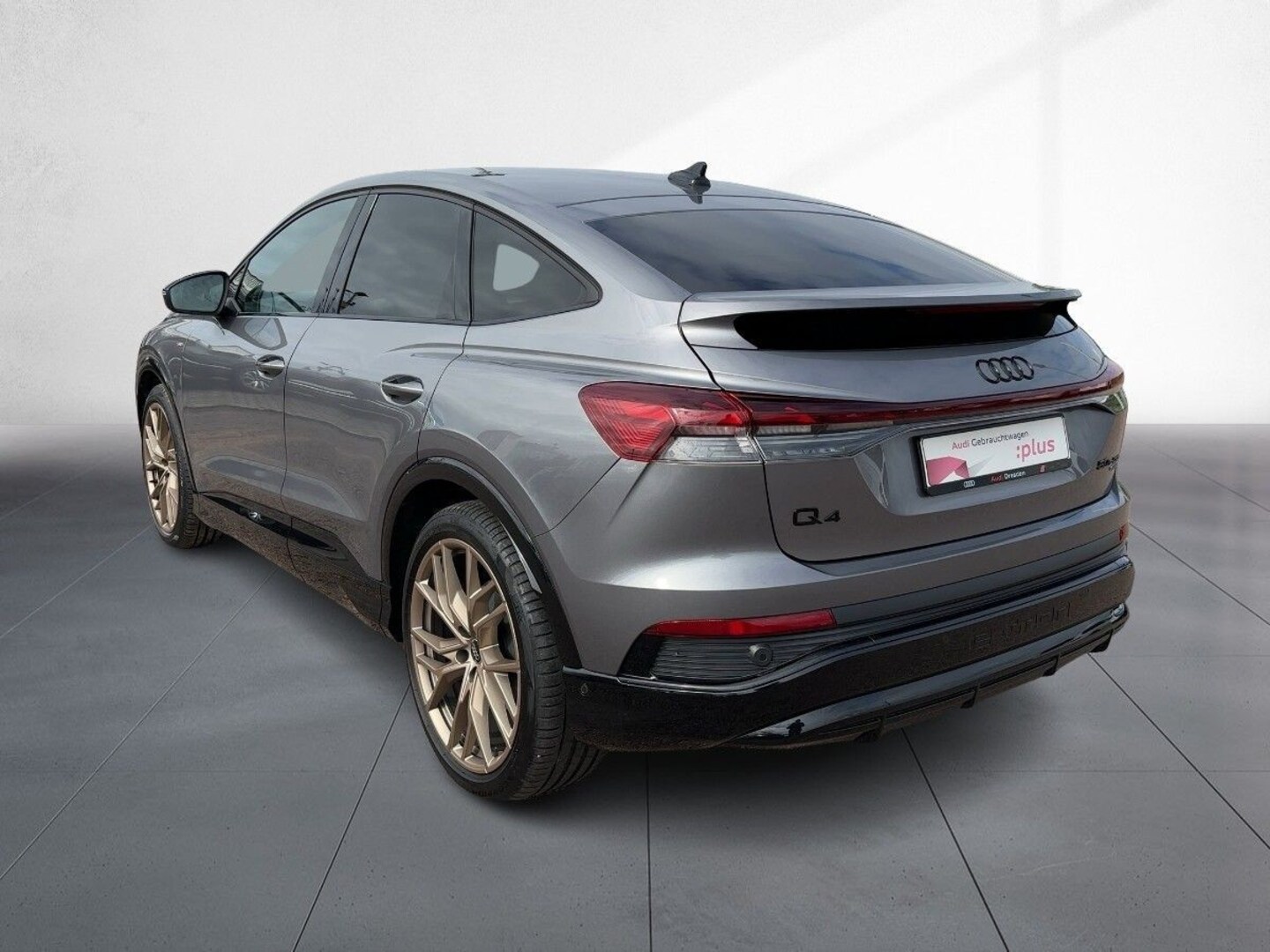 Bild über Audi Q4 Sportback e-tron 50 e-tron quattro - für weitere Informationen kontaktieren Sie den Audi Partner
