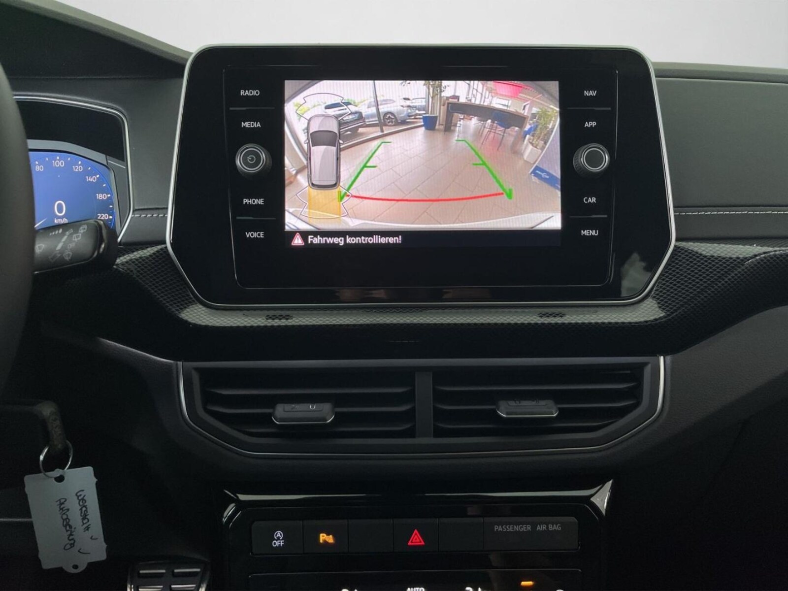 Volkswagen T-Cross – Bild 11