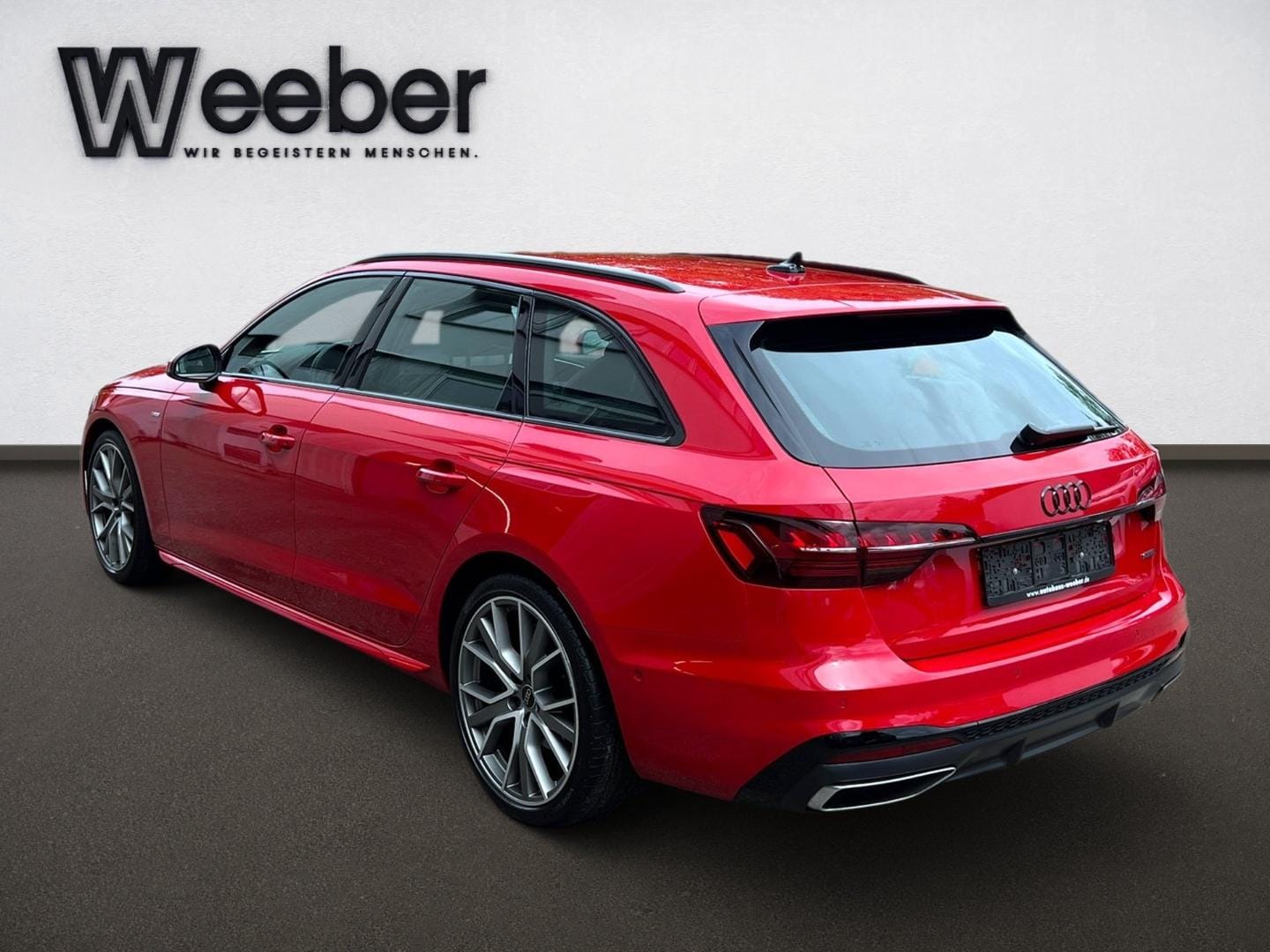 Bild über Audi A4 Avant S line 40 TFSI quattro S tronic - für weitere Informationen kontaktieren Sie den Audi Partner
