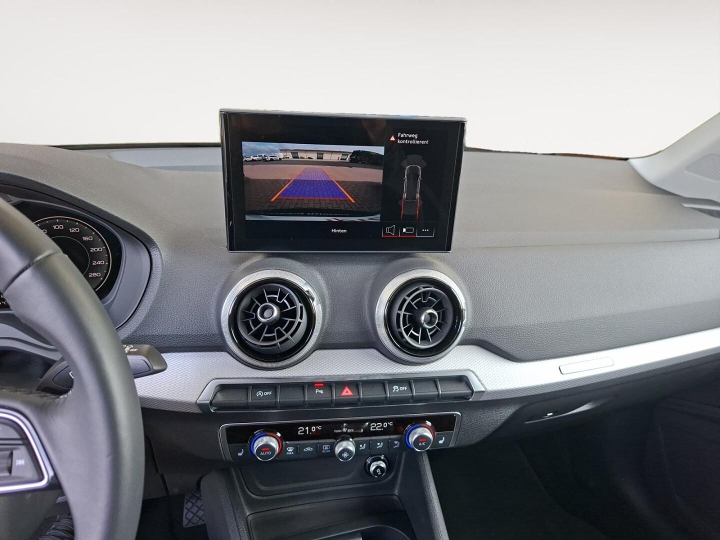 Bild über Audi Q2 advanced 35 TFSI S tronic - für weitere Informationen kontaktieren Sie den Audi Partner