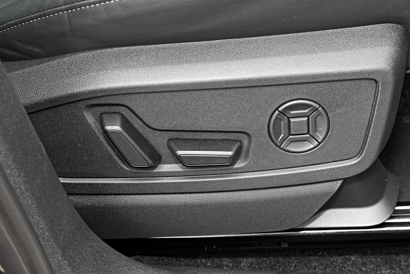 Image about Audi Q5 SUV TDI quattro 150 kW sport