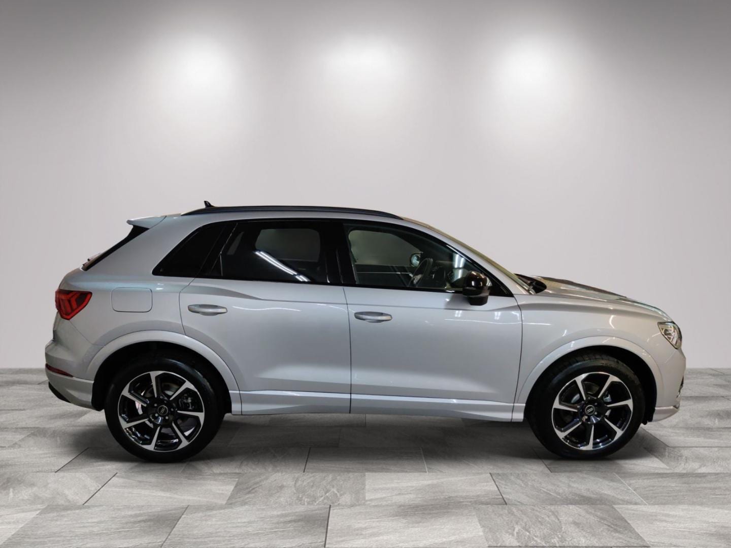 Bild über Audi Q3 advanced 35 TFSI S tronic - für weitere Informationen kontaktieren Sie den Audi Partner