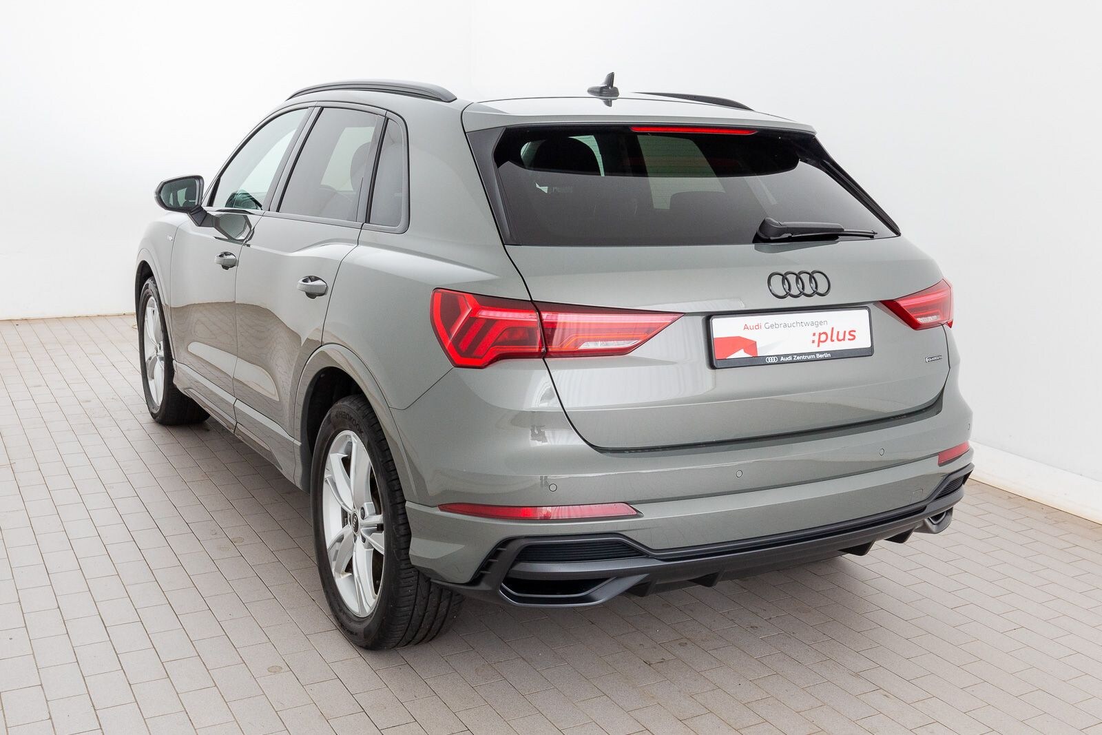 Image about Audi Q3 35 TDI quattro S tronic