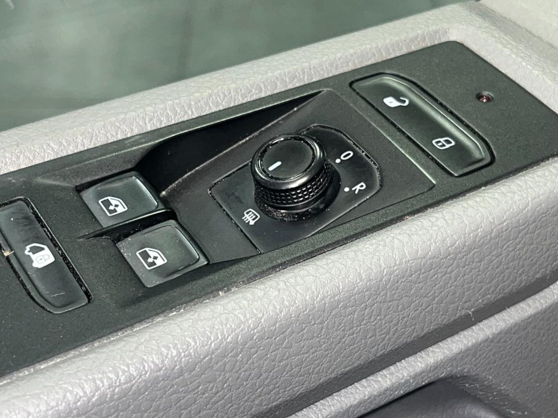 Volkswagen T6.1 Transporter Kasten kurzer Radstand