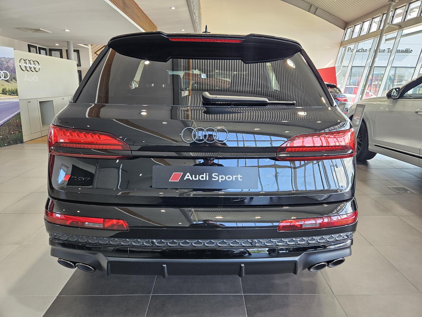 Image about Audi SQ7 SUV TFSI quattro tiptronic