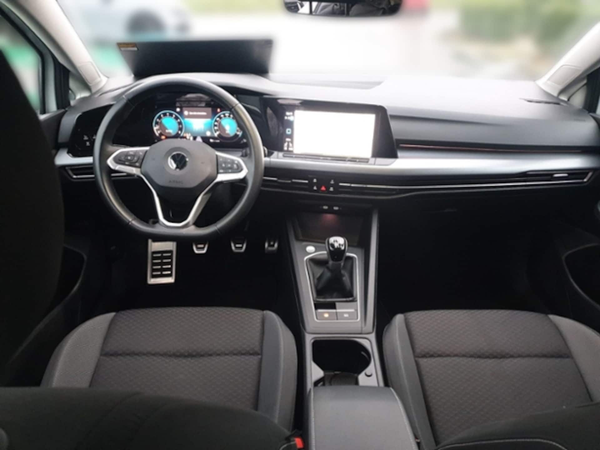 Volkswagen Golf Active