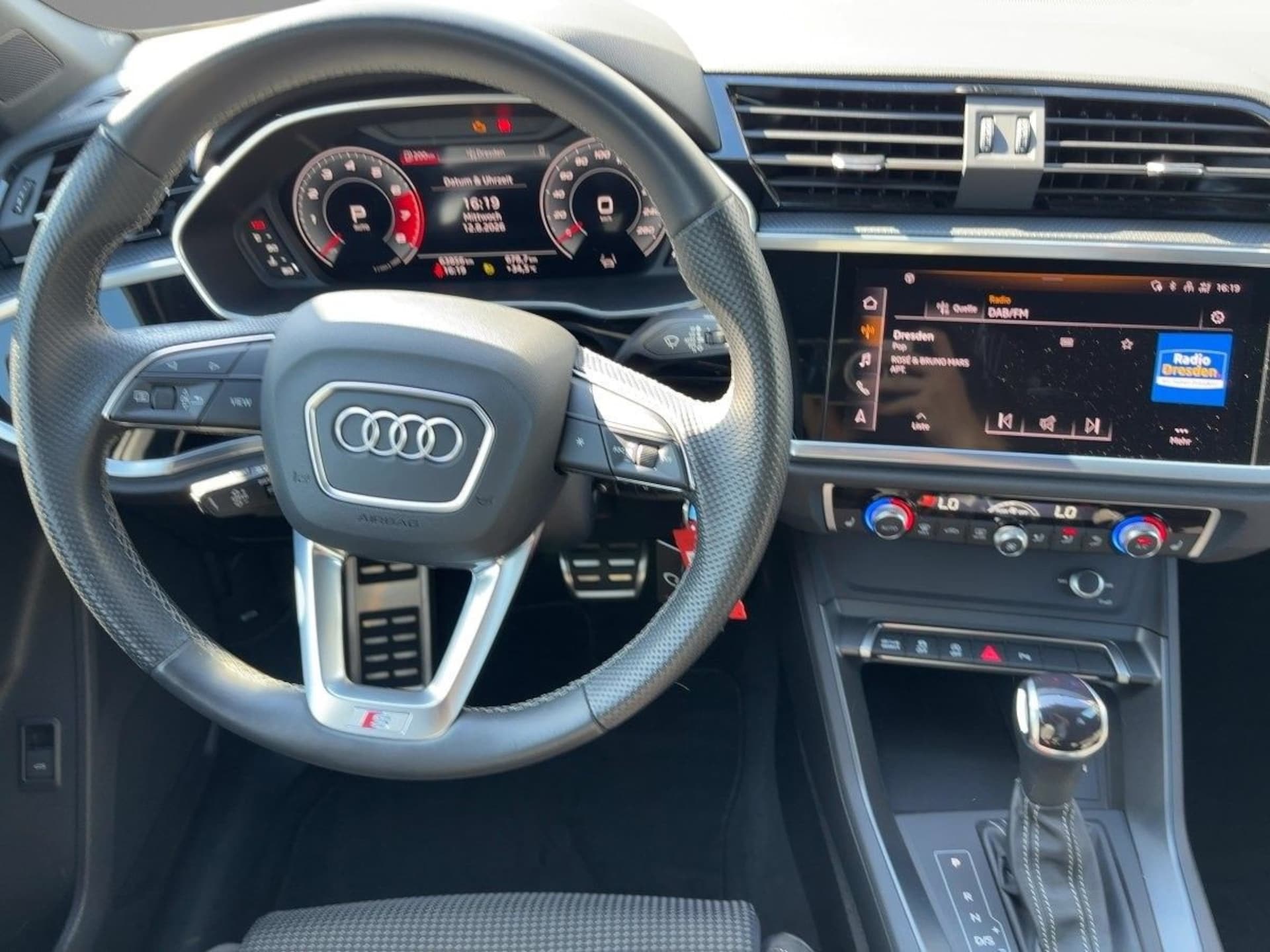 Audi Q3 Sportback S line