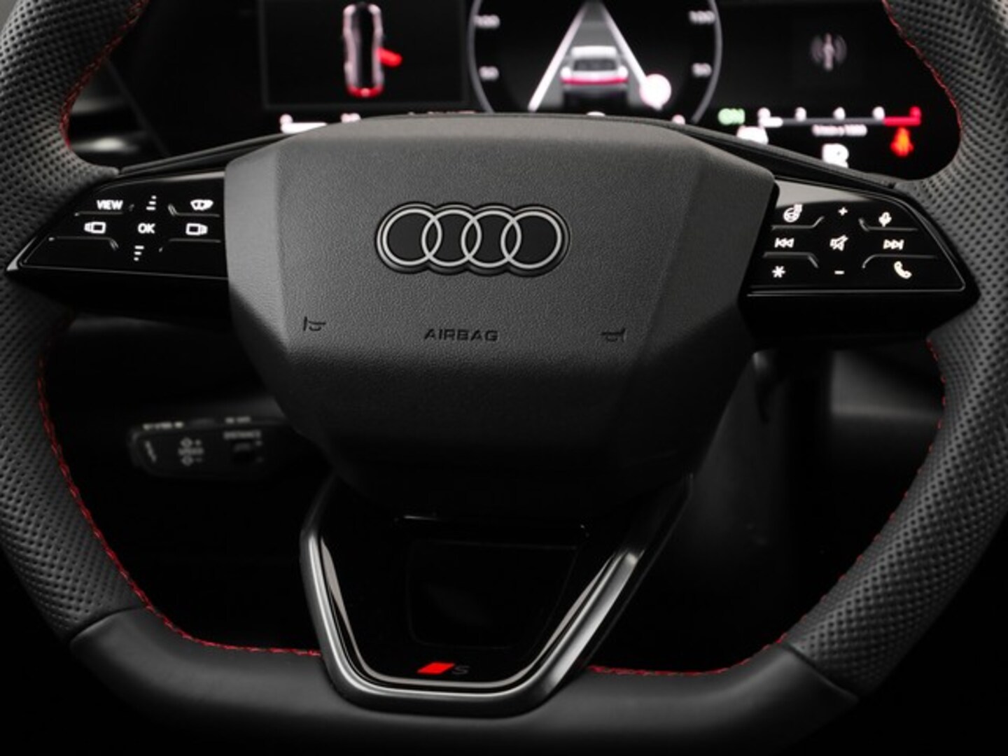 Bild über Audi Q5 SUV TFSI quattro 150 kW S tronic - für weitere Informationen kontaktieren Sie den Audi Partner