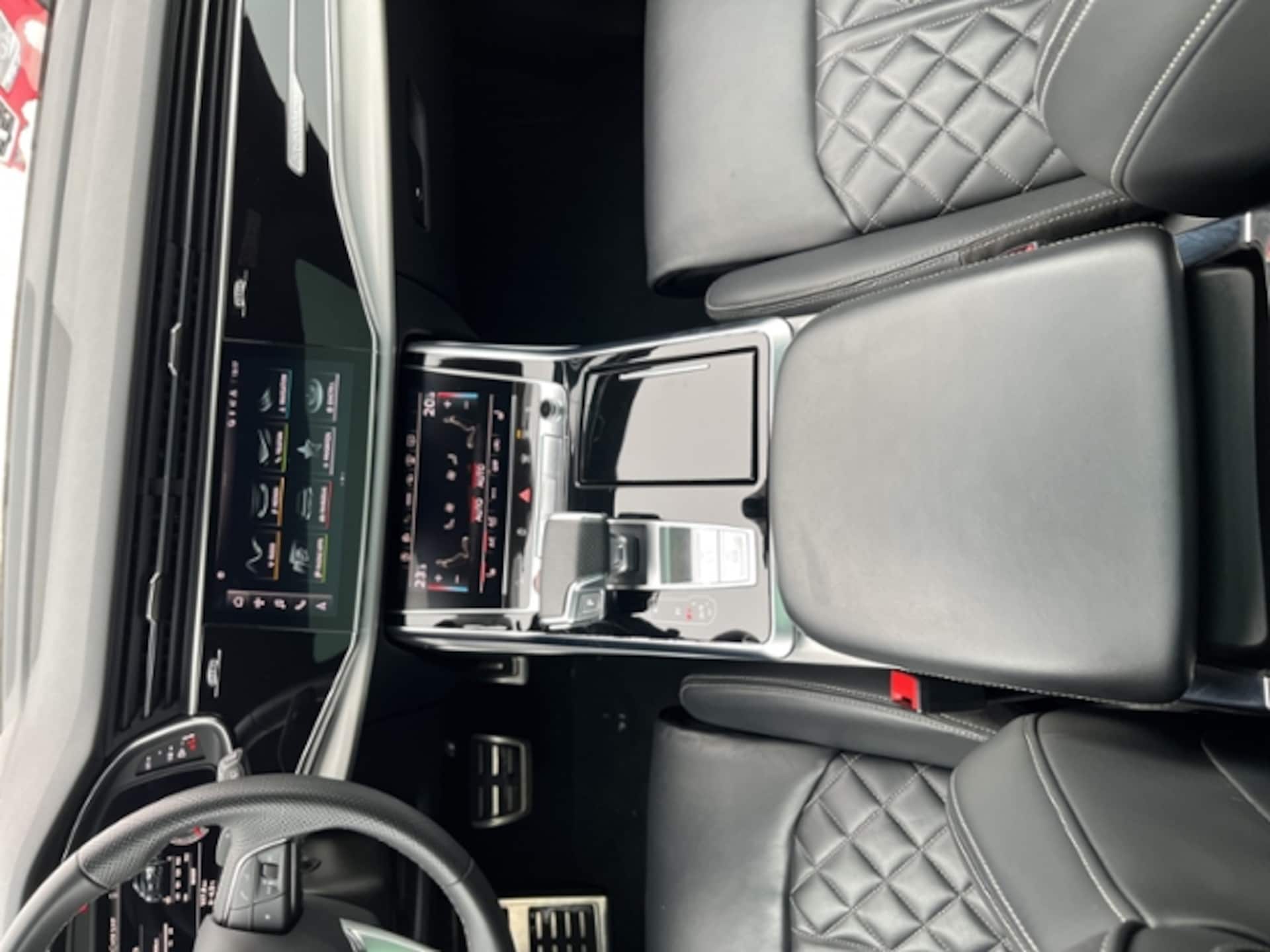 Audi SQ8 SUV