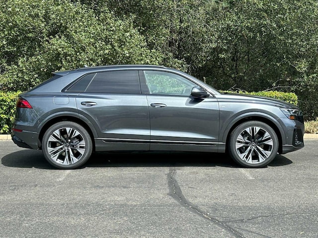 2026 Audi Q8