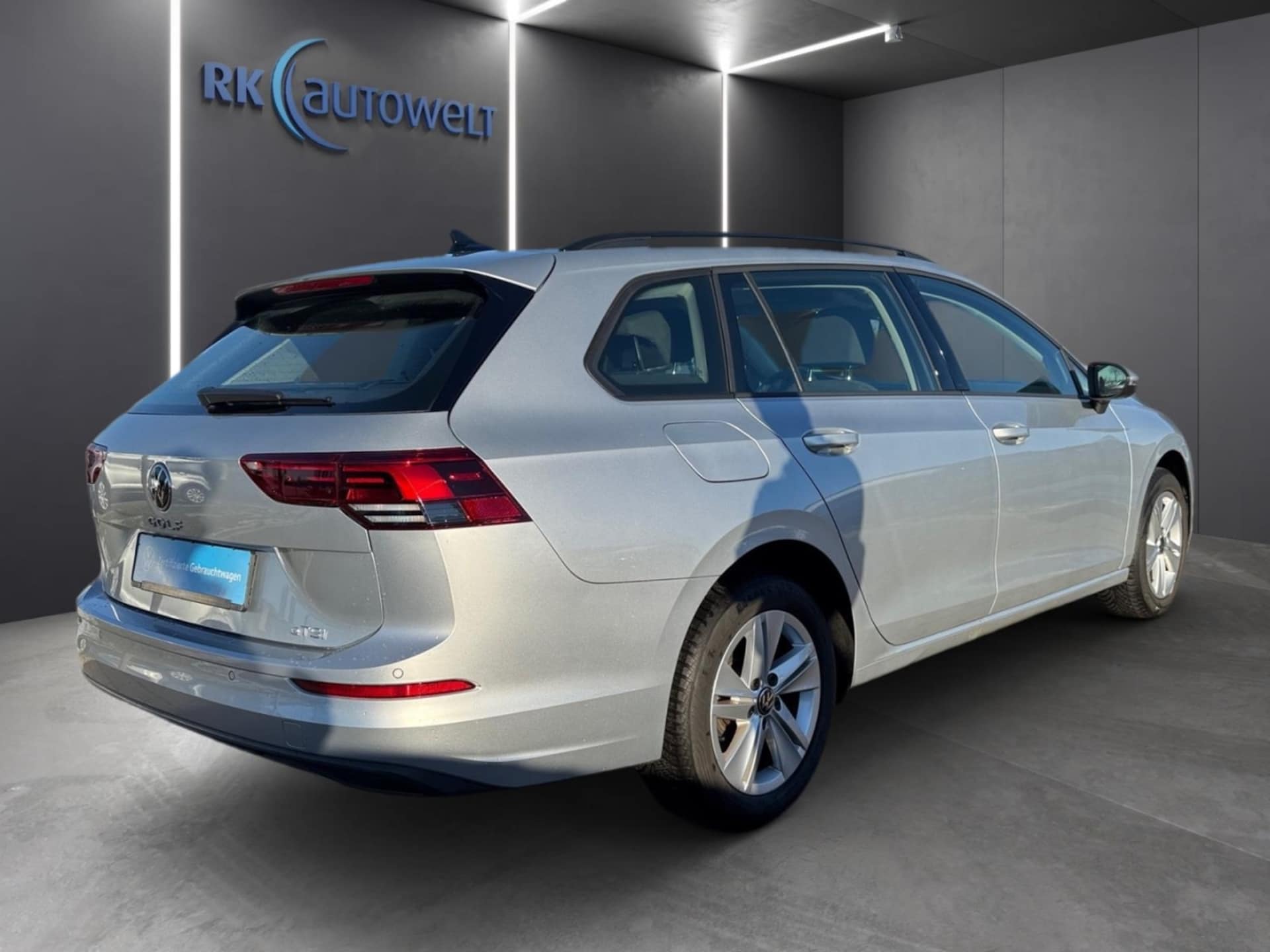 Volkswagen Golf Variant Life