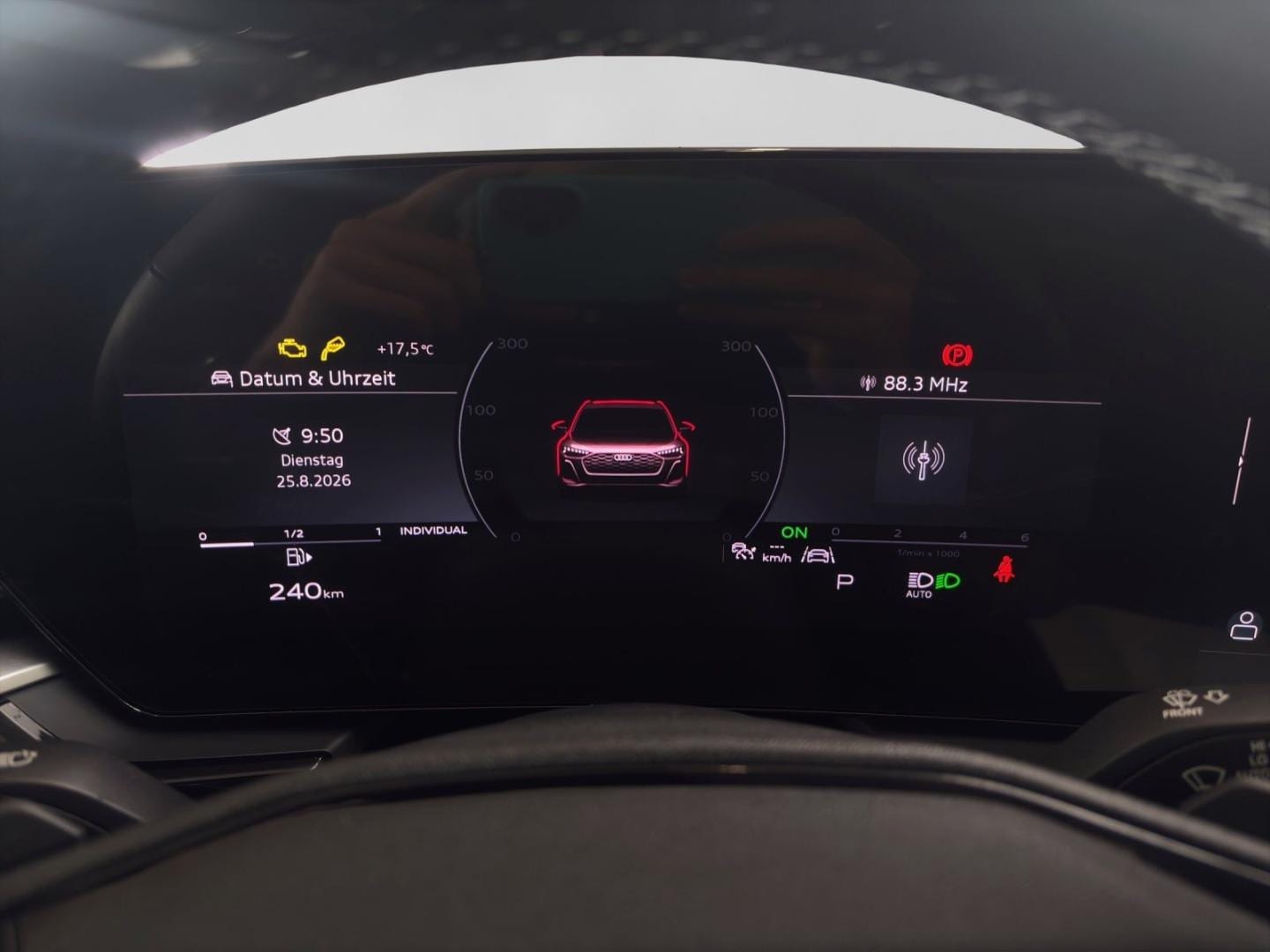 Bild über Audi A5 Avant TDI 150 kW S tronic - für weitere Informationen kontaktieren Sie den Audi Partner