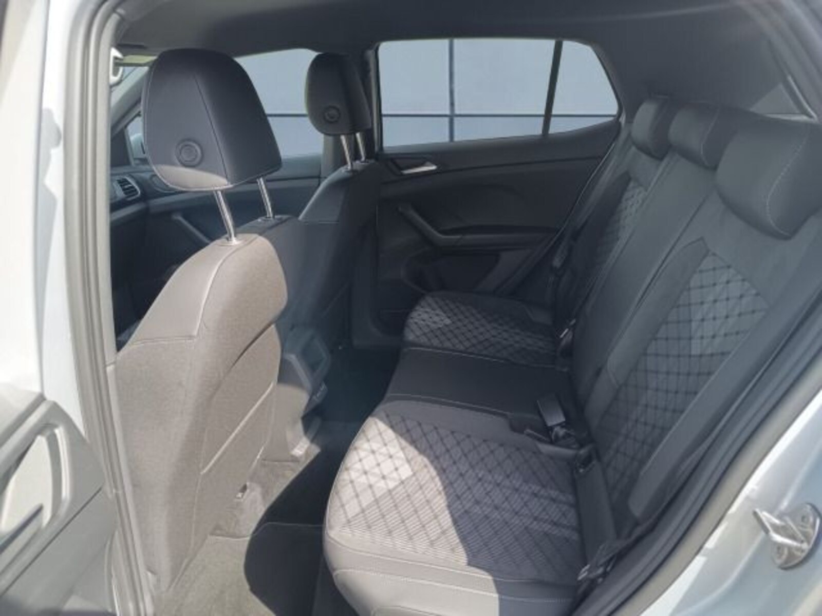 Volkswagen T-Cross – Bild 10