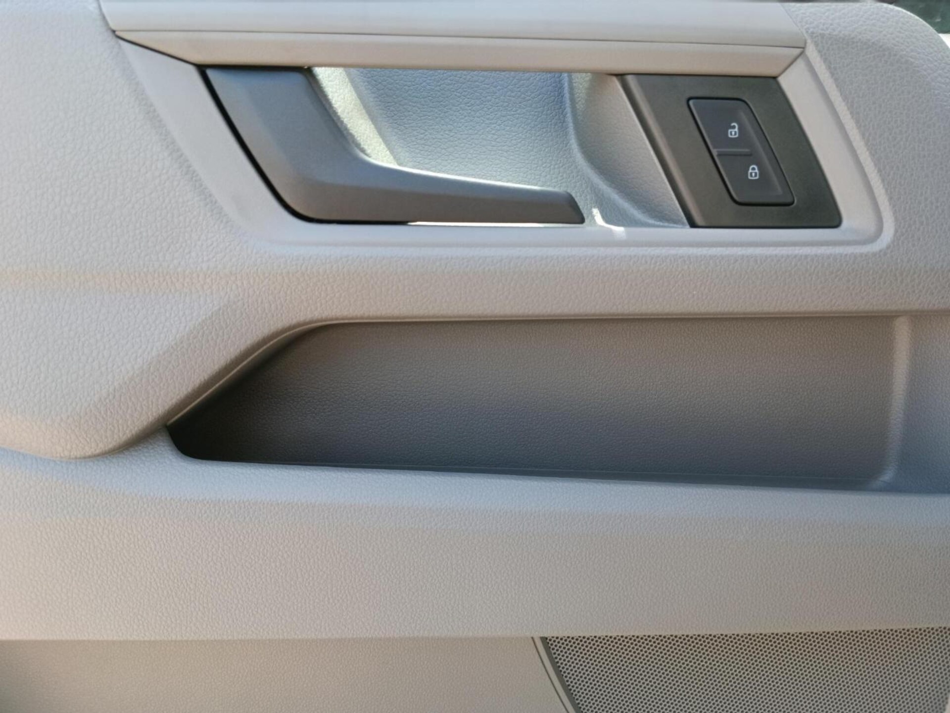 Volkswagen Crafter Kasten langer Radstand