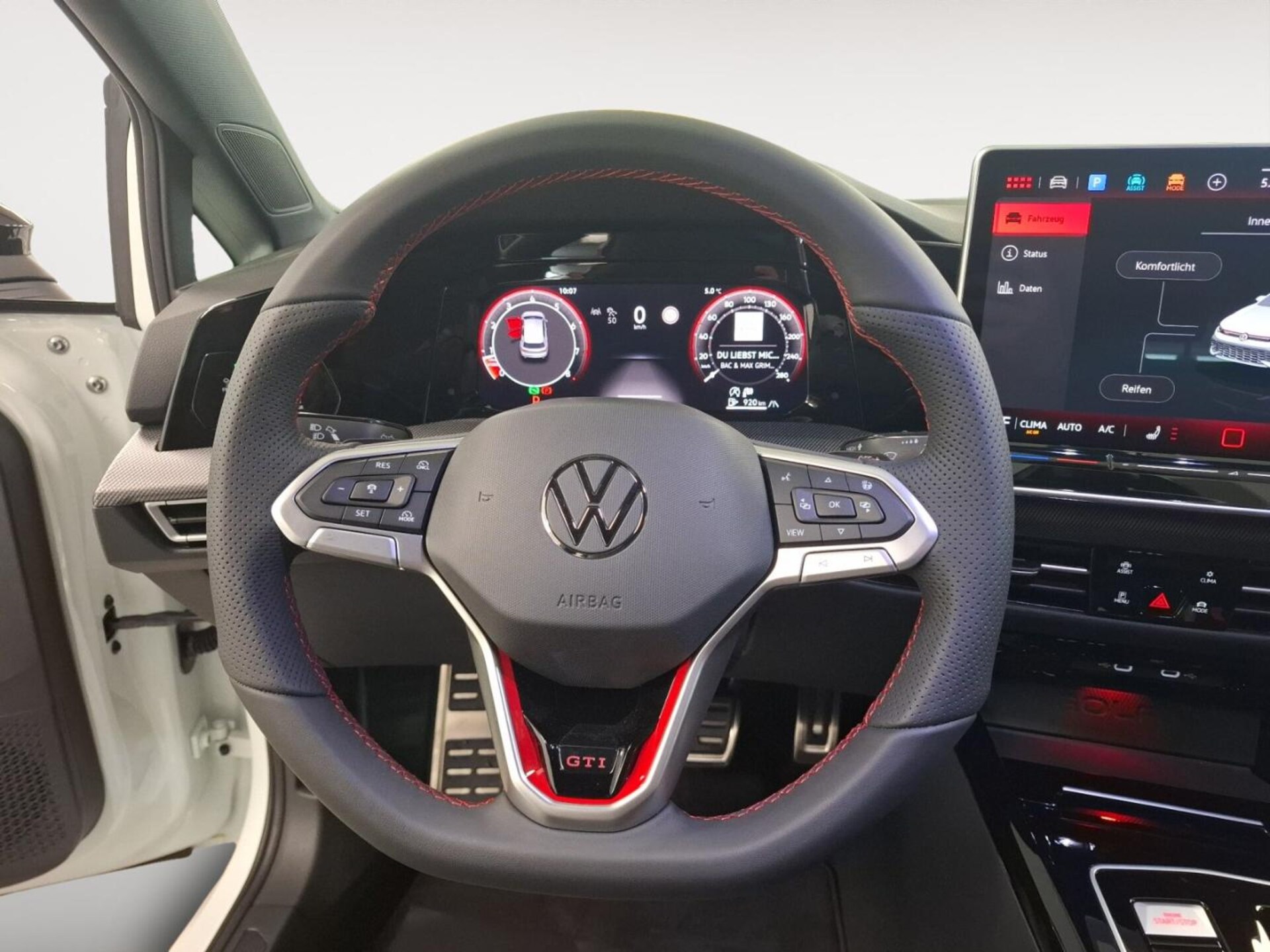 Volkswagen Golf GTI