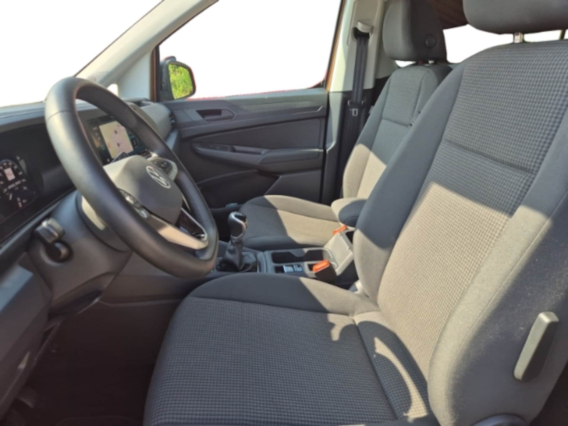 Volkswagen Caddy Maxi Basis-Modell