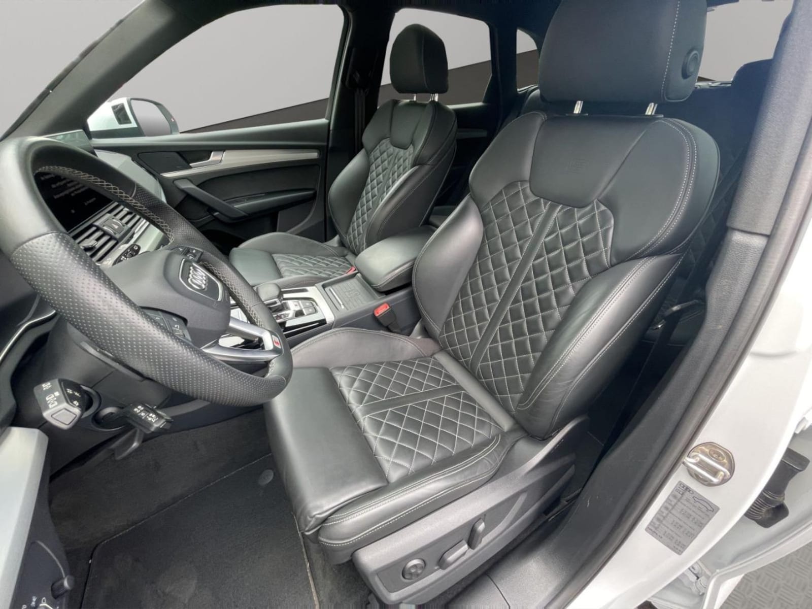Audi SQ5 – Bild 10