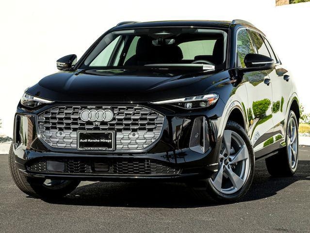 Photo of 2025 Audi Q5