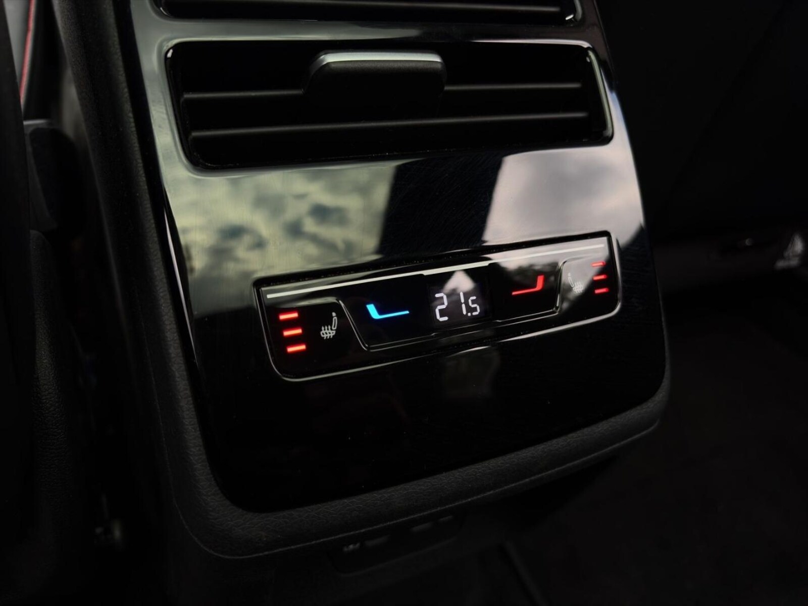 Volkswagen ID.7 Tourer – Bild 18