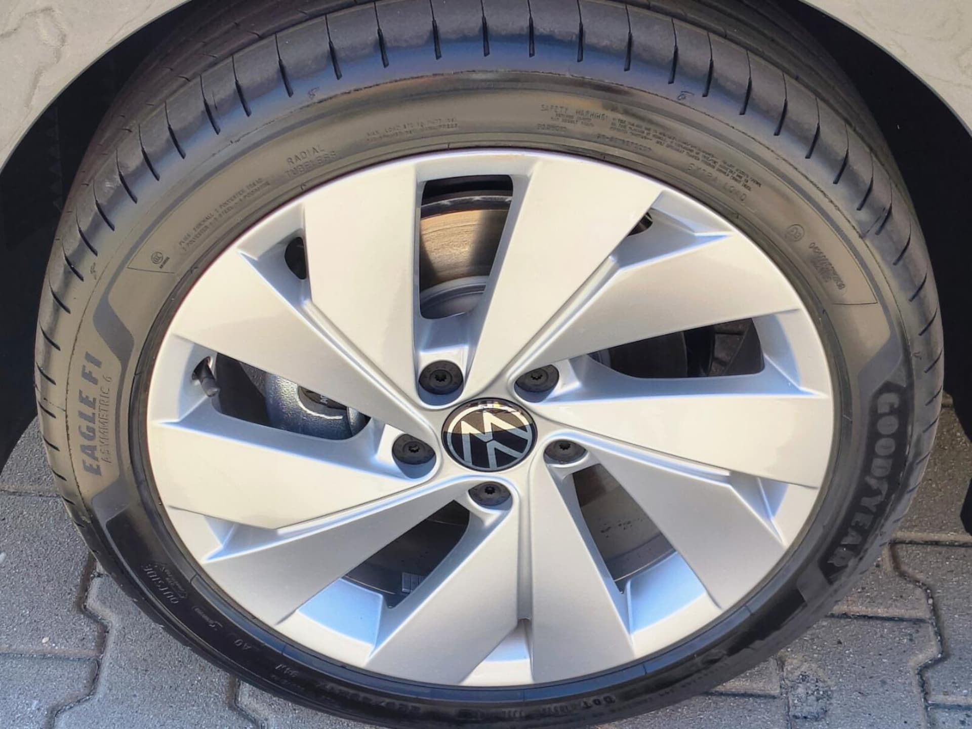 Volkswagen Golf Variant Life