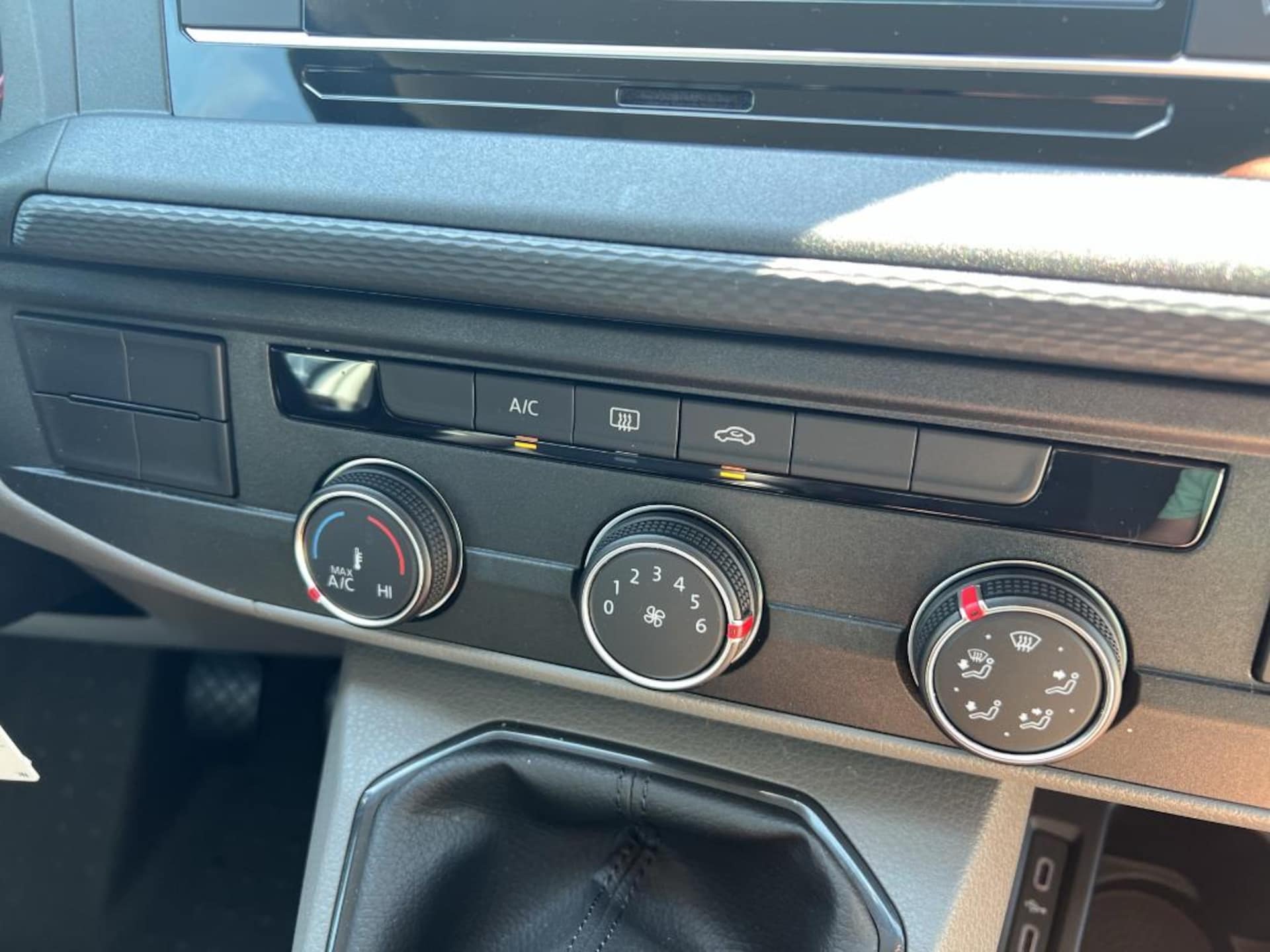 Volkswagen T6.1 Transporter Kombi kurzer Radstand