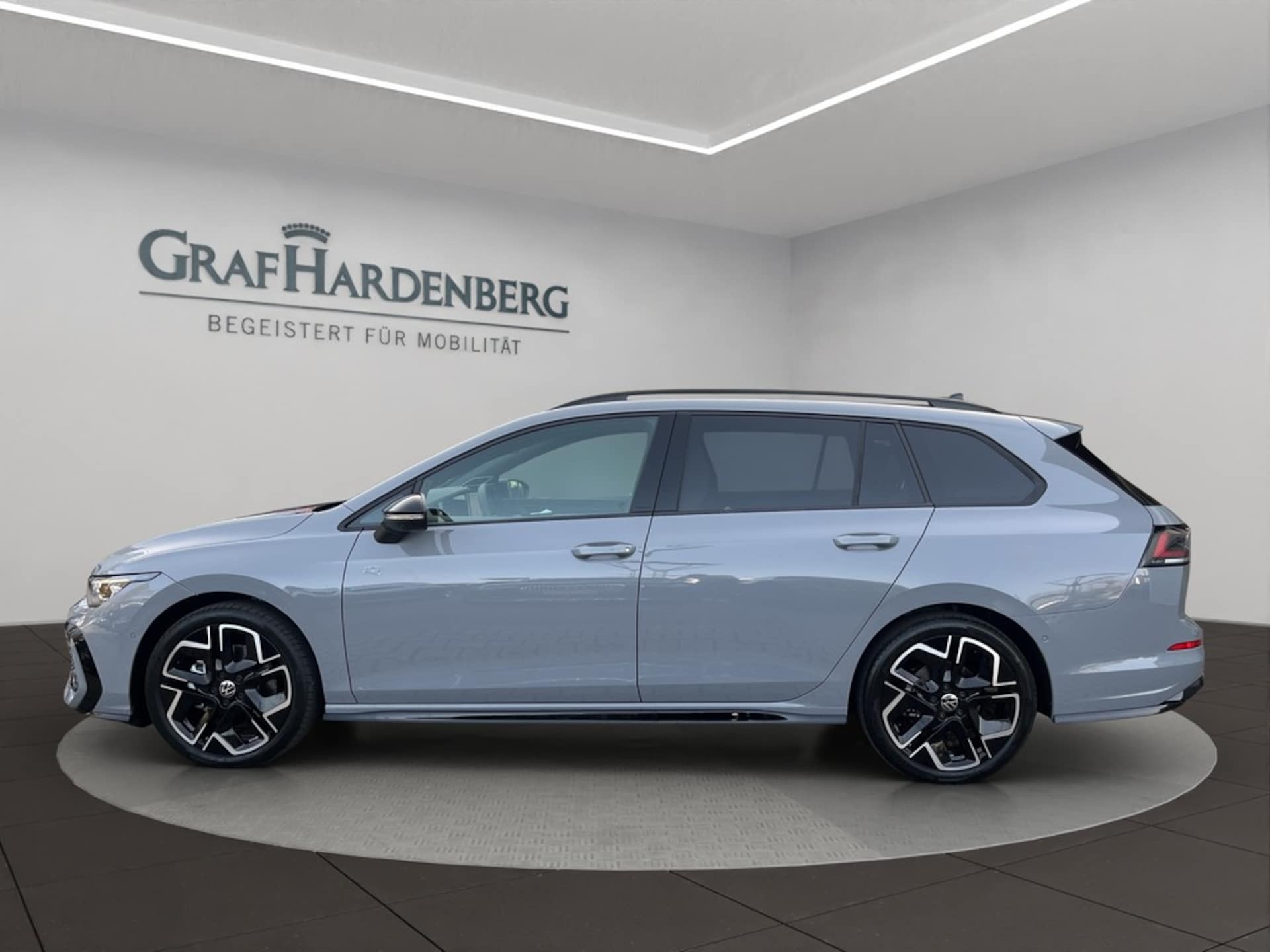 Volkswagen Golf Variant R-Line