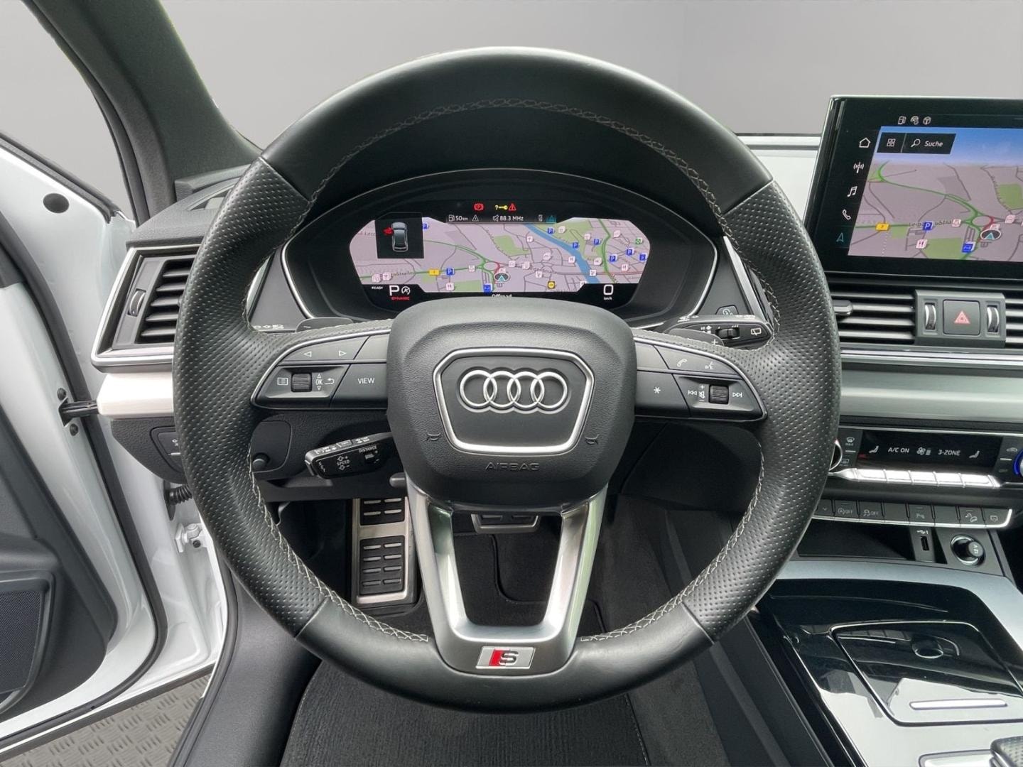 Bild über Audi SQ5 TDI tiptronic - für weitere Informationen kontaktieren Sie den Audi Partner