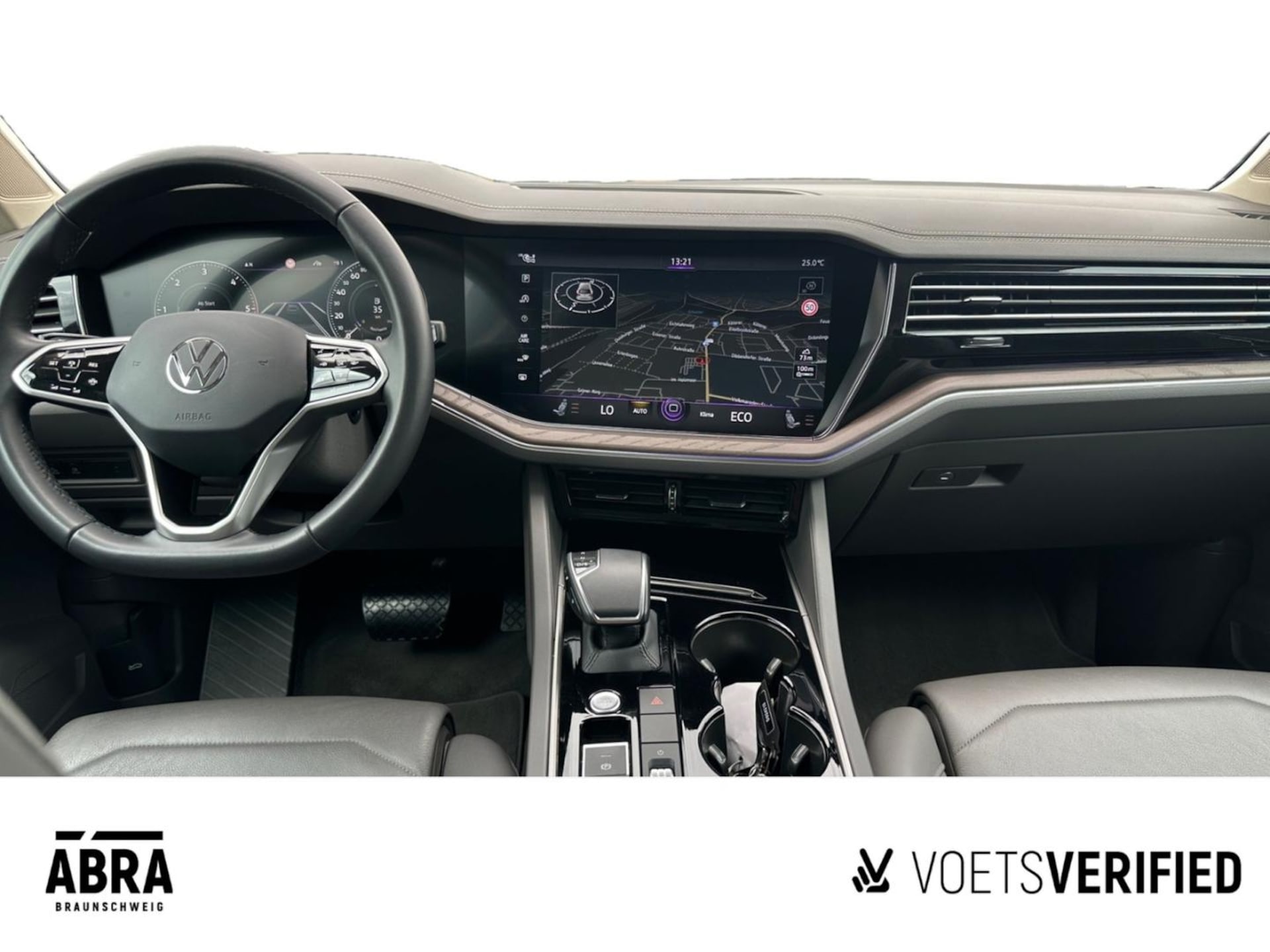 Volkswagen Touareg Atmosphere