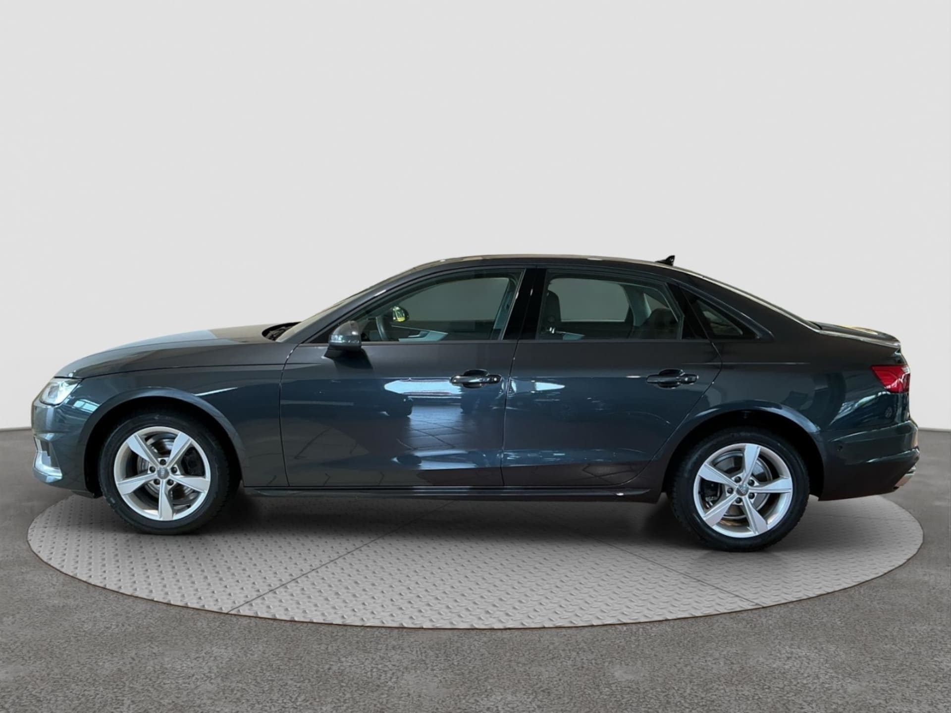 Audi A4 Limousine Advanced
