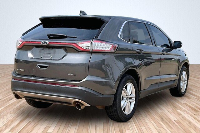 2017 Ford Edge