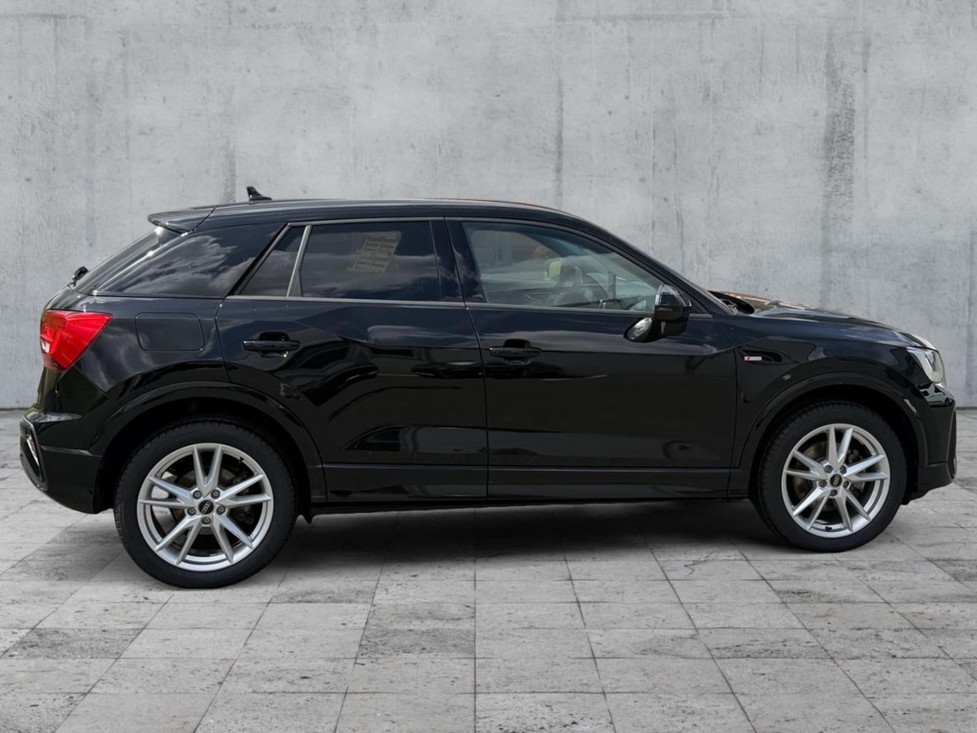 Audi Q2 S line