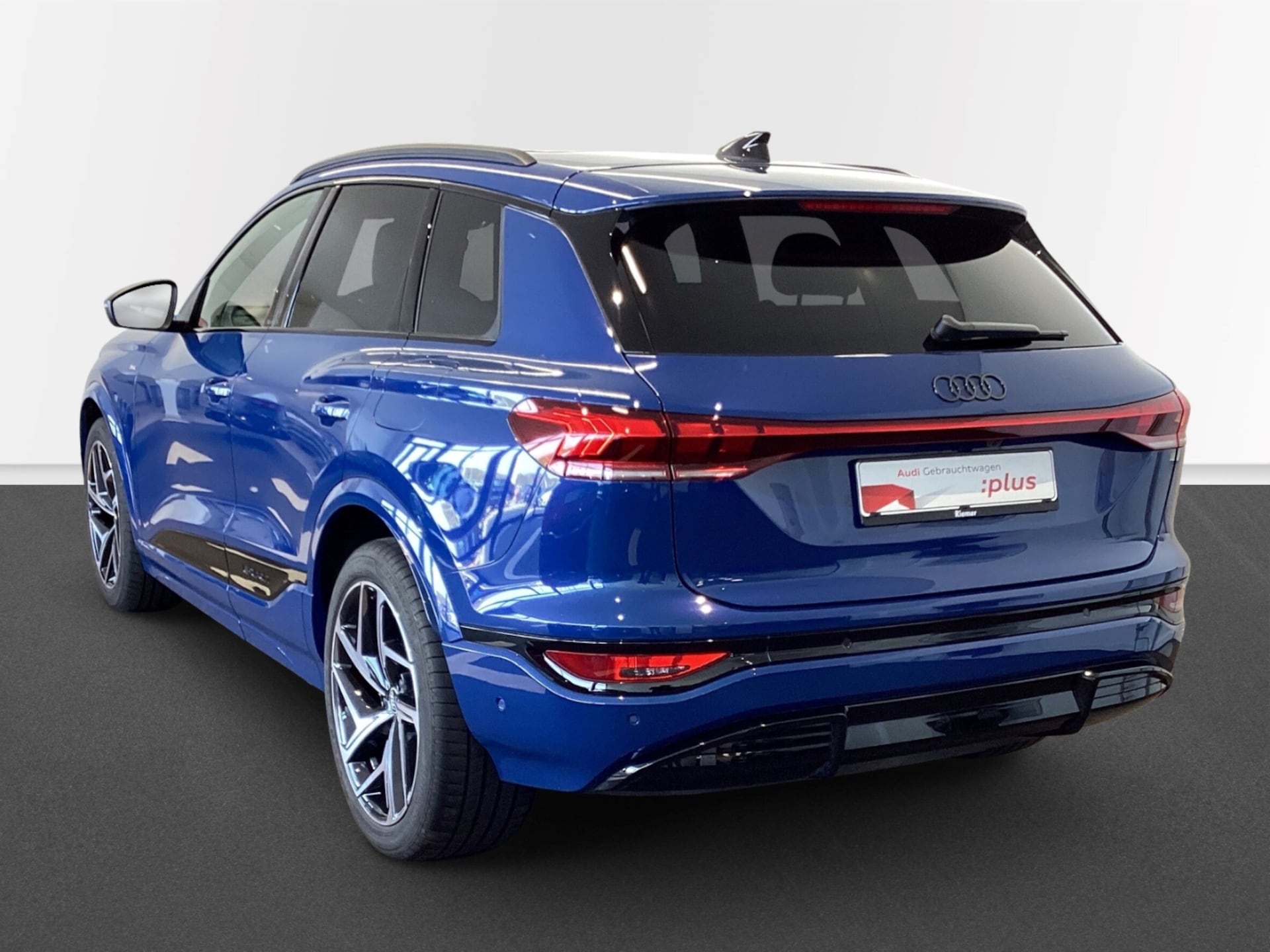 Audi Q6 SUV e-tron