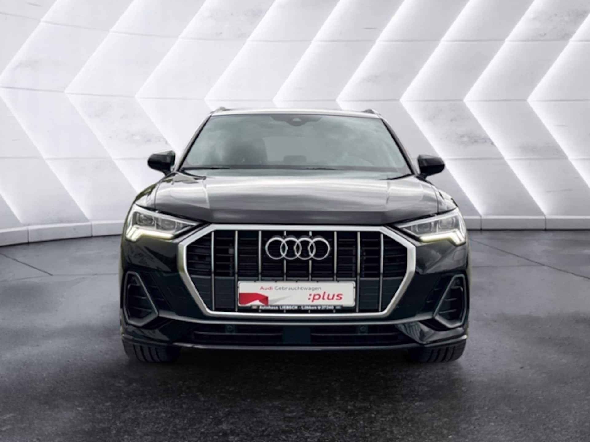Audi Q3 SUV S line