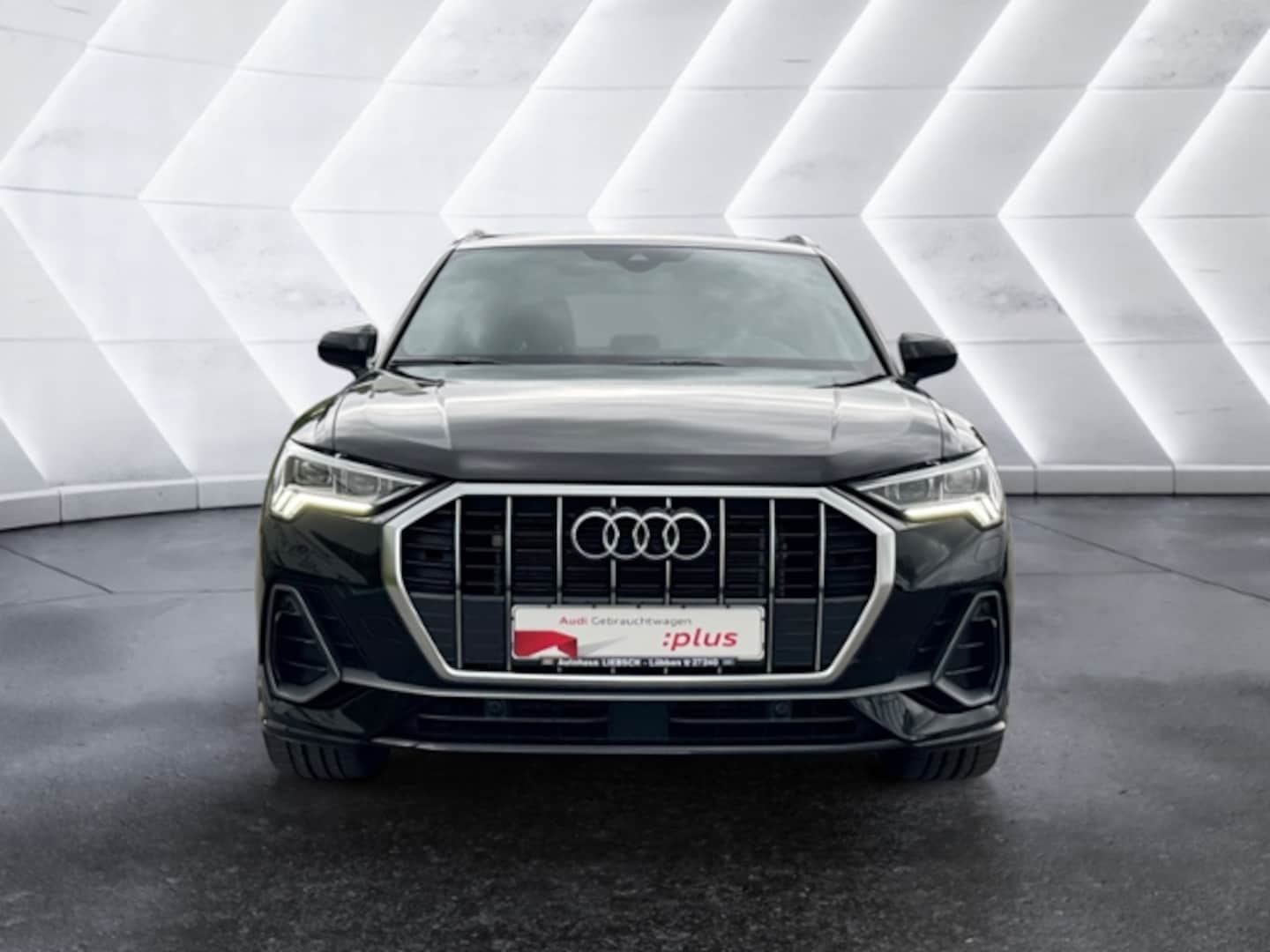 Bild über Audi Q3 S line 35 TFSI S tronic - für weitere Informationen kontaktieren Sie den Audi Partner