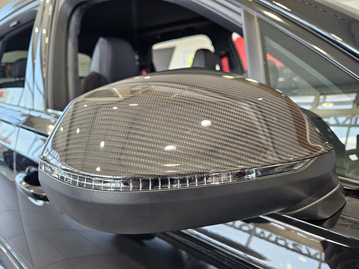Image about Audi SQ7 SUV TFSI quattro tiptronic