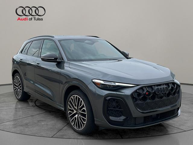2025 Audi SQ5 Premium Plus's photo