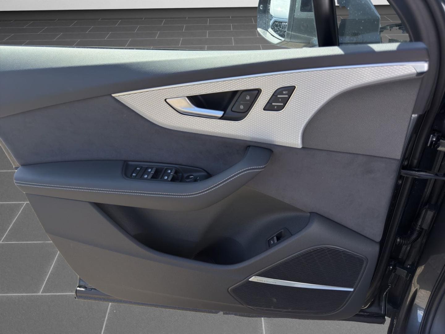 Bild über Audi Q7 SUV S line business TDI quattro 210 kW tiptronic - für weitere Informationen kontaktieren Sie den Audi Partner
