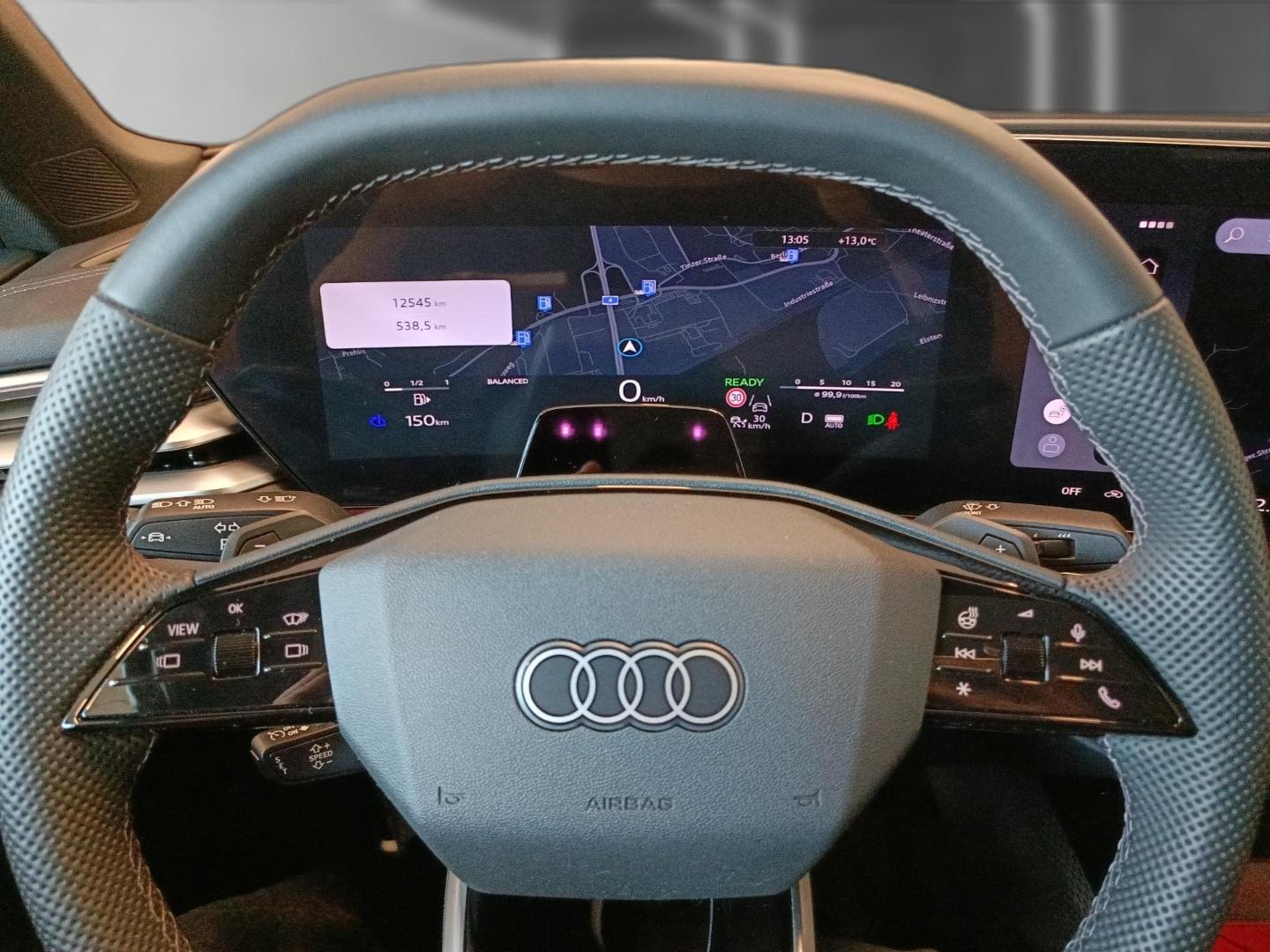 Bild über Audi S5 Limousine TFSI 270 kW S tronic - für weitere Informationen kontaktieren Sie den Audi Partner