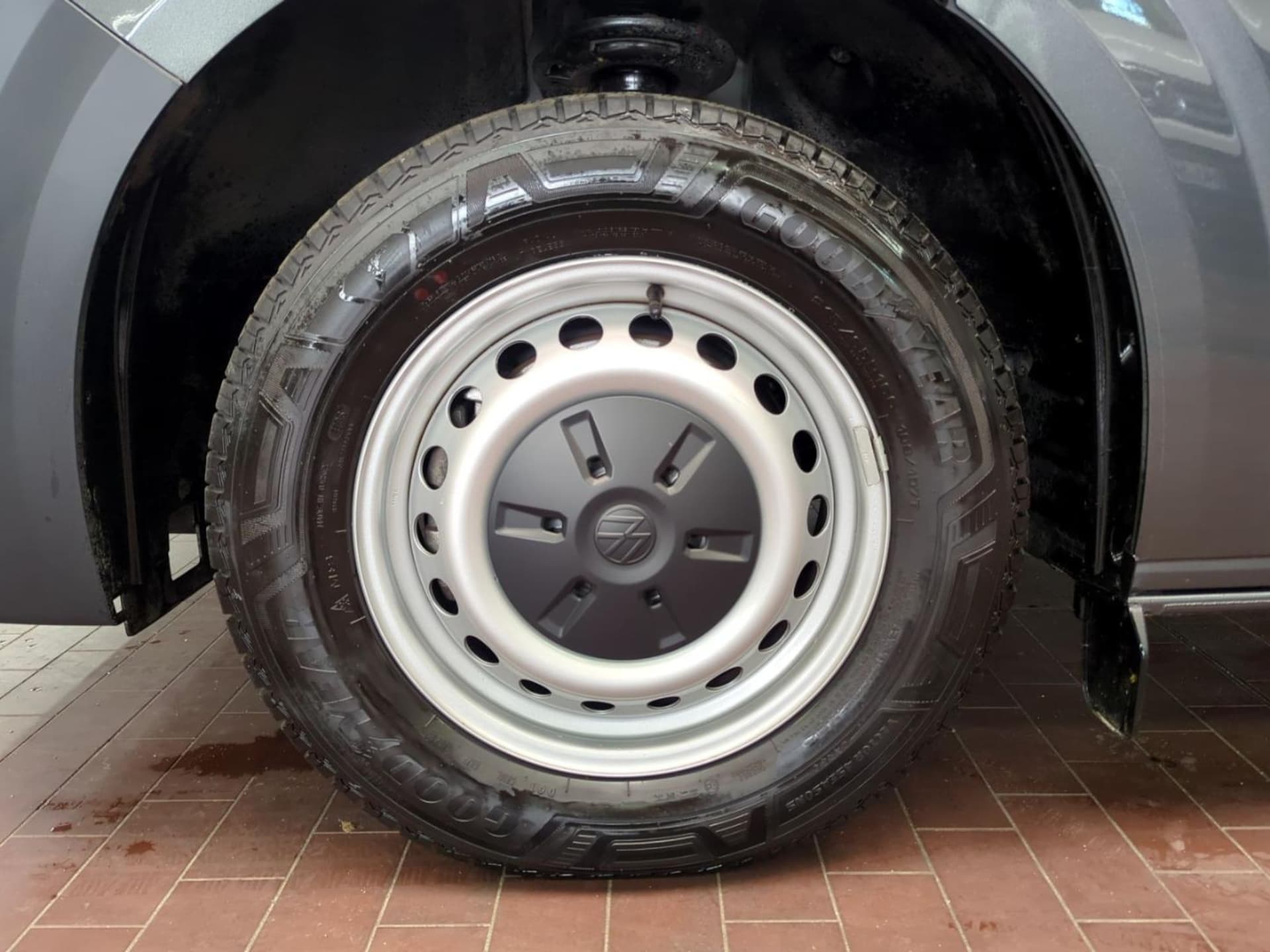 Volkswagen Transporter Kasten kurzer Radstand