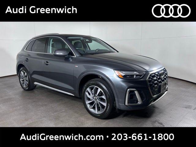 2023 Audi Q5 45 Premium Plus's photo